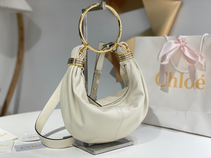 Chloe 신상 브레이슬릿 메탈 원형 핸들백 001-249686