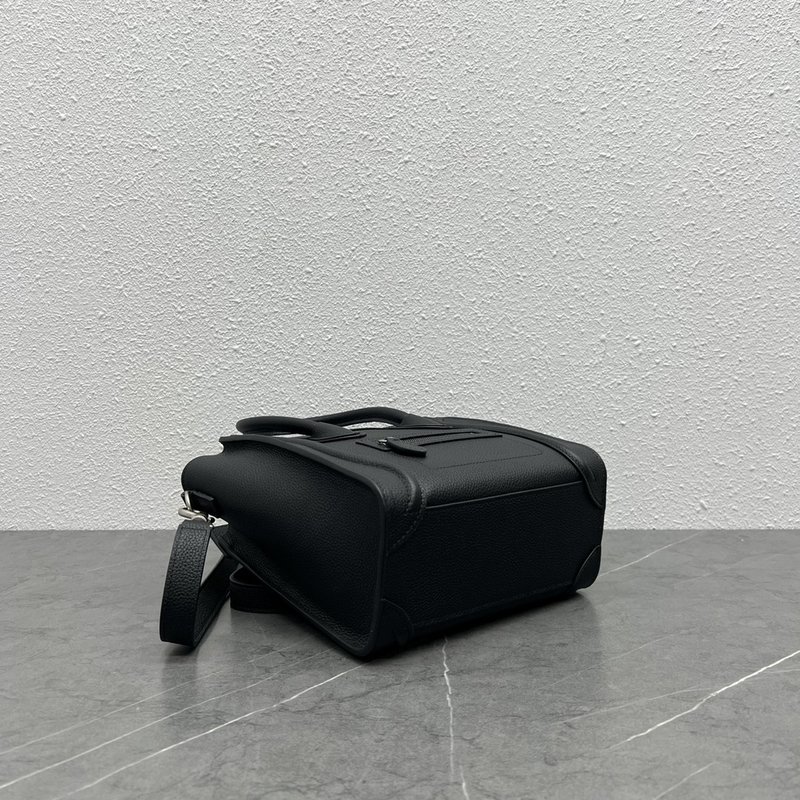셀린 클래식 리치 그레인 블랙 더백 001-249701