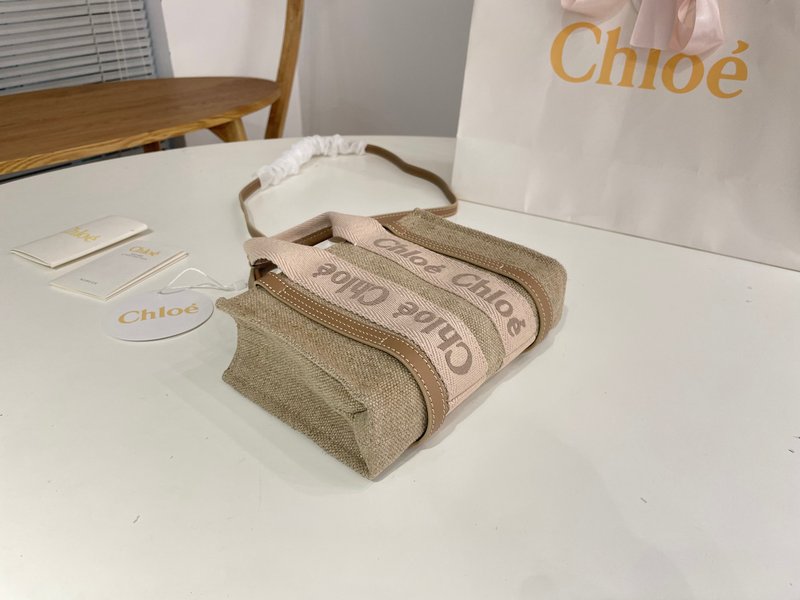 클로에 우디 미니 토트백 001-249795