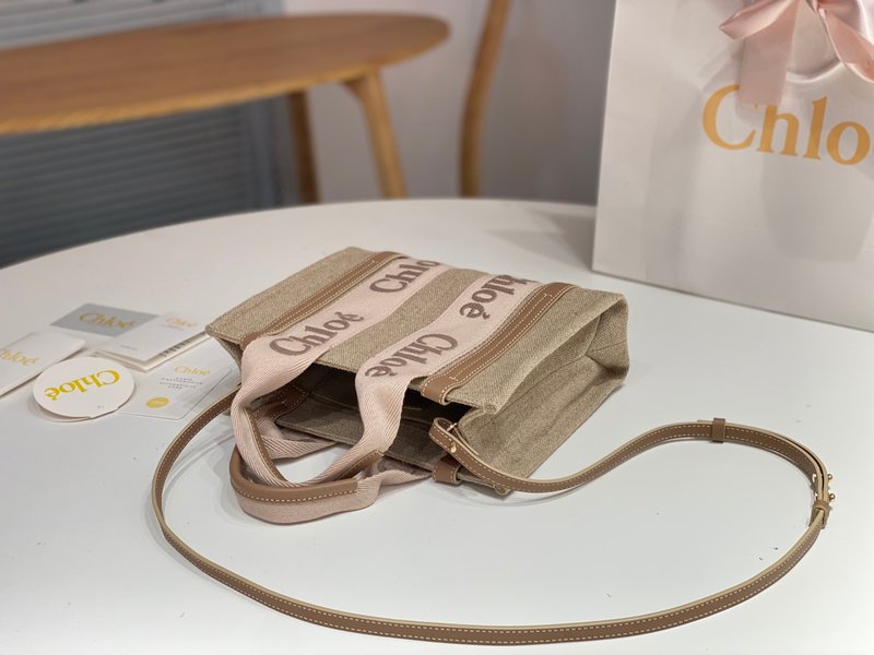 클로에 우디 토트백 카민핑크 자수 리본 001-249796