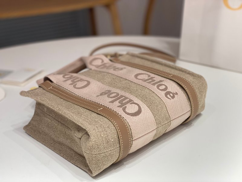 클로에 우디 토트백 카민핑크 자수 리본 001-249796