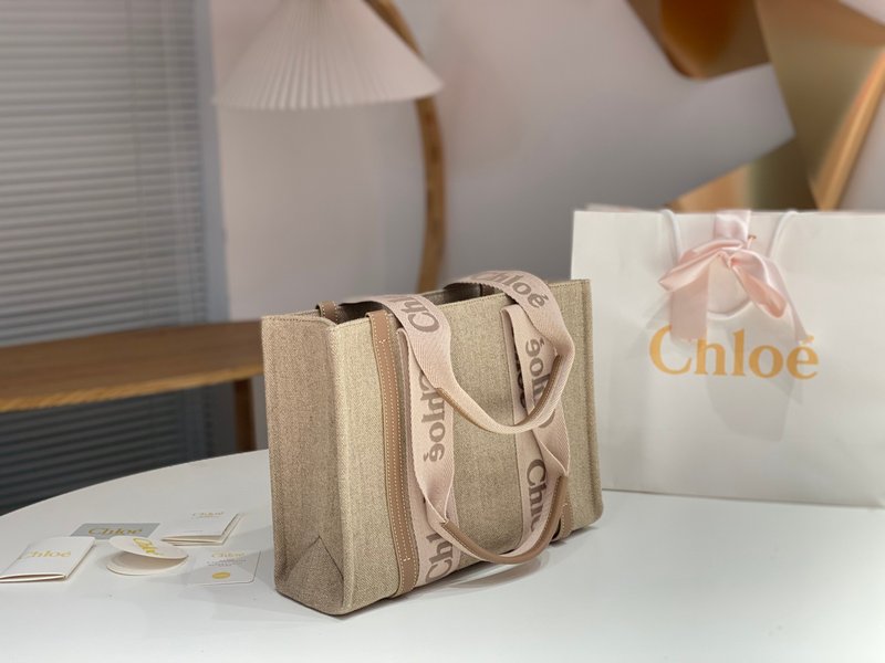 클로에 우디 패밀리 토트백 카민핑크 001-249797