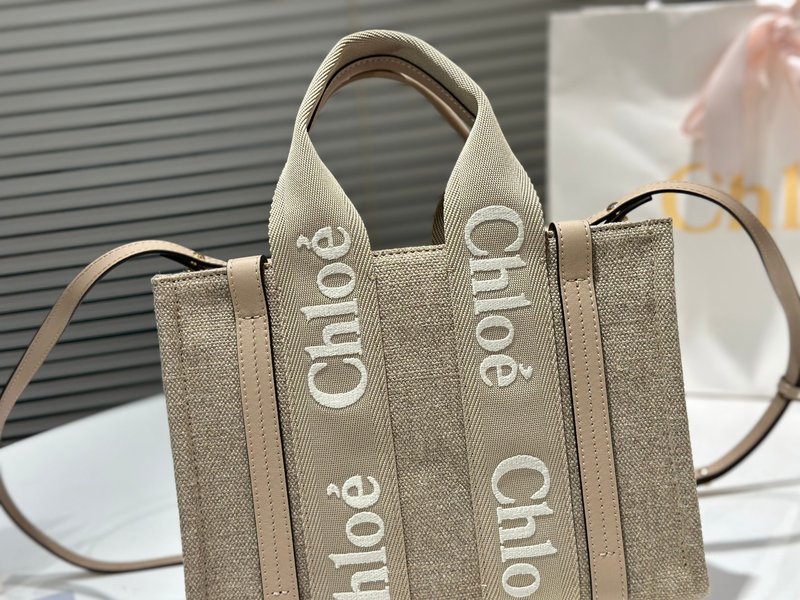 클로에 우디 밀크티 토트백 001-249807