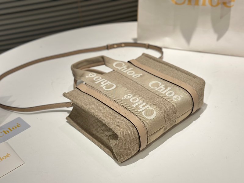 클로에 우디 밀크티 토트백 001-249807