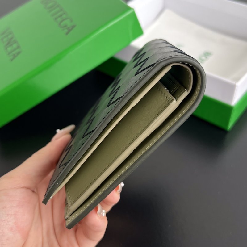 동전 지갑이 있는 더블 폴드 월렛 001-250279