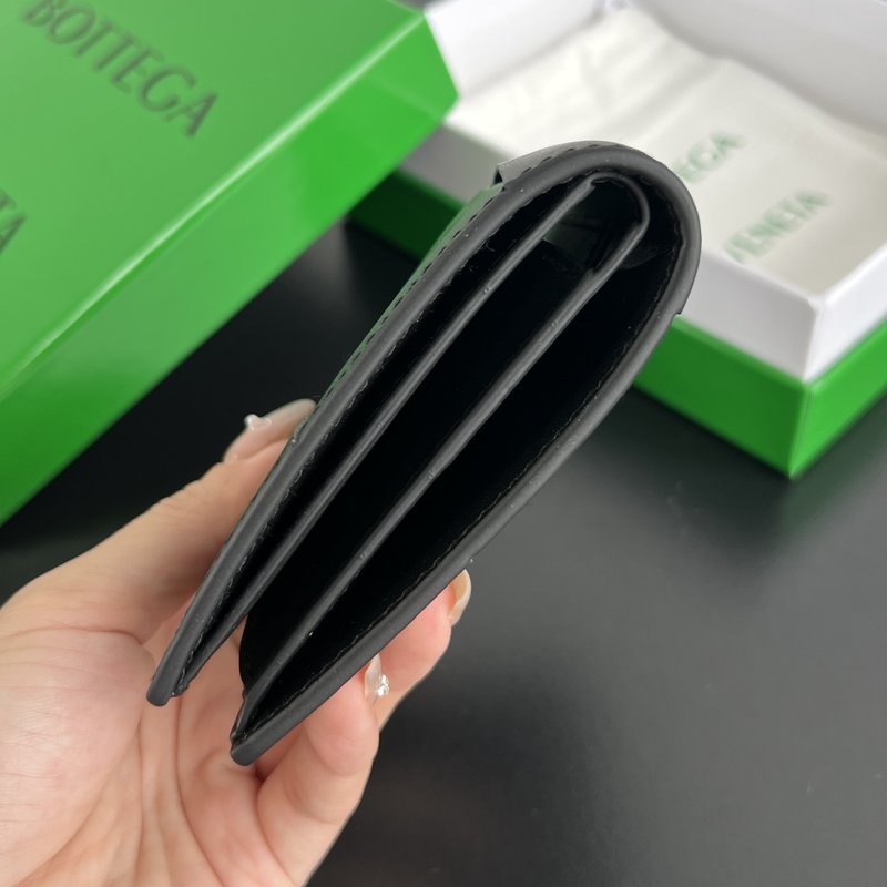 인트리카토 더블폴드 지갑 동전주머니 001-250298