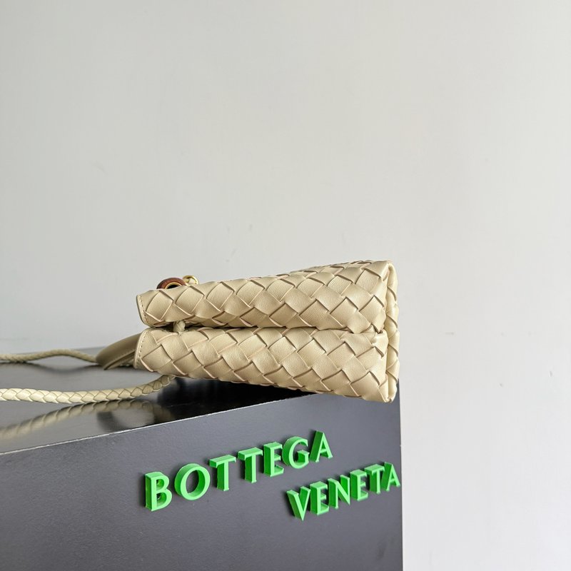 BV 안디아모 인터치아토 핸드백 001-250768