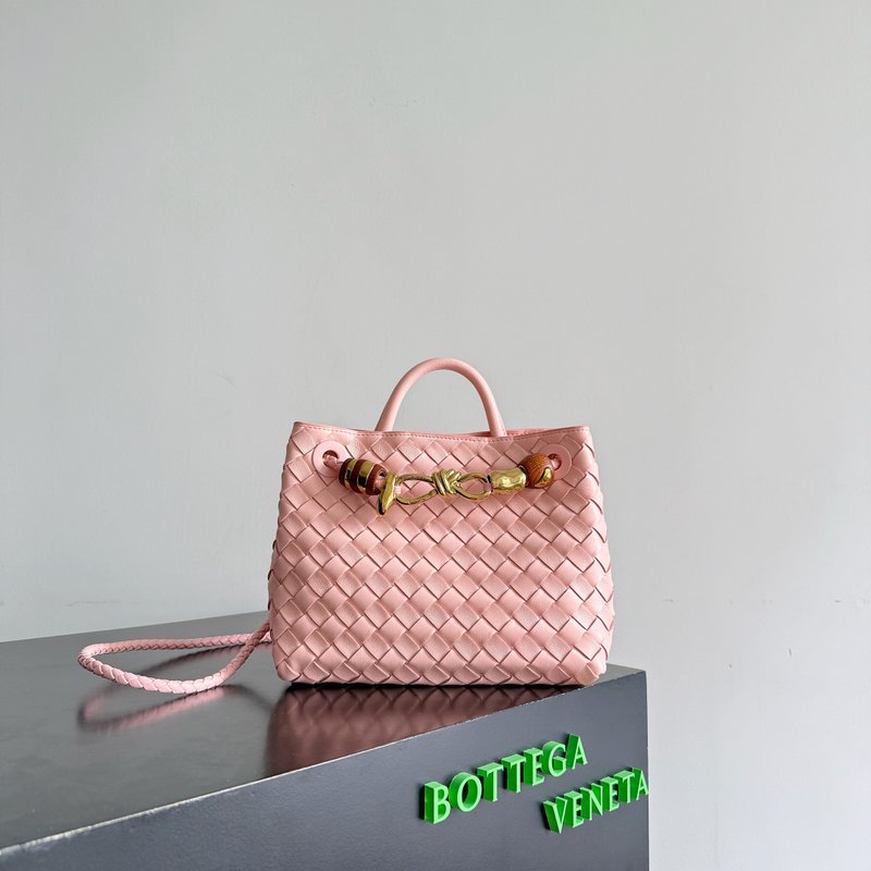 BV 안디아모 인트레치아토 핸드백 001-250773