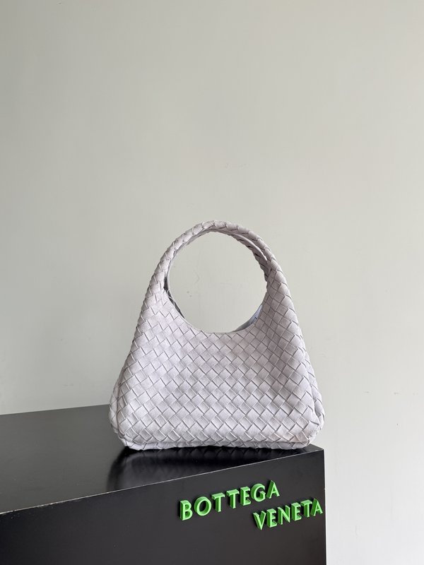 보테가 베네타 인트레치아토 스트랩 숄더백 001-250985
