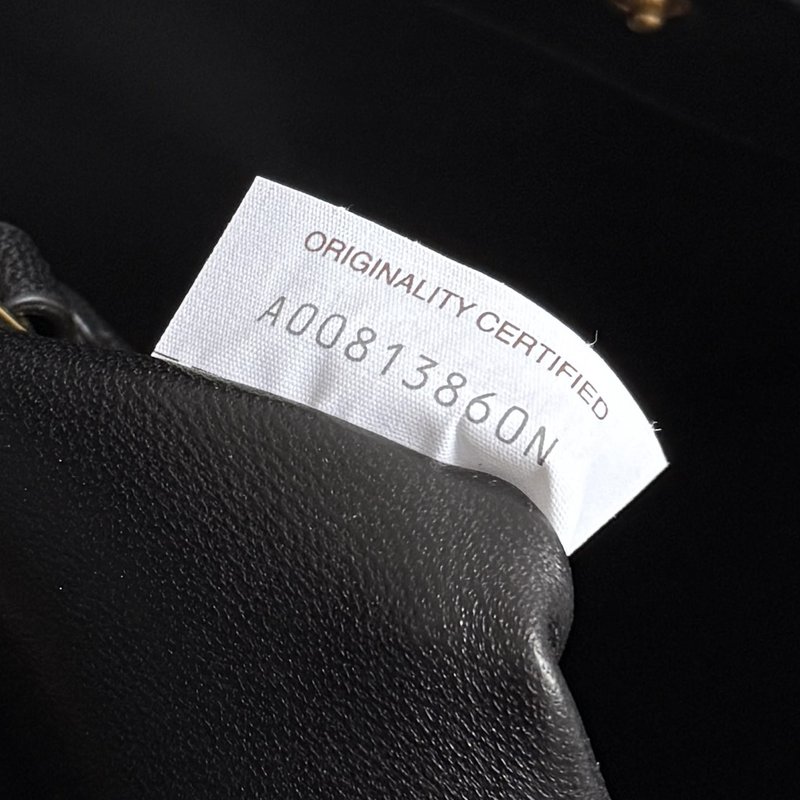BV 바바라 토트백 소프트 가죽 대용량 001-251025