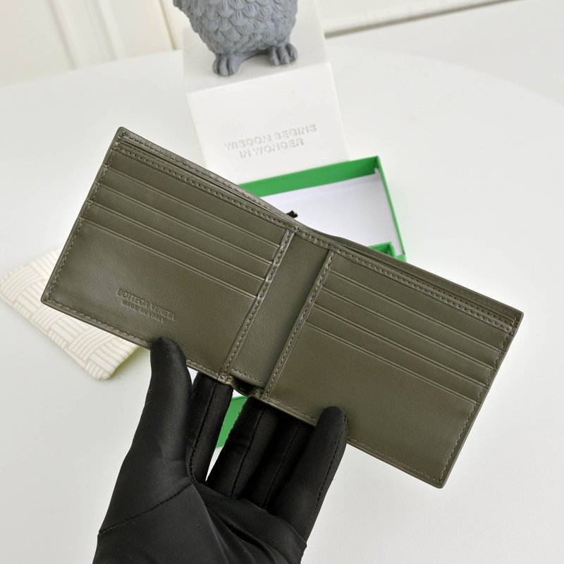 고급 송아지 가죽 중형 와이드 브레이드 지갑 001-251033
