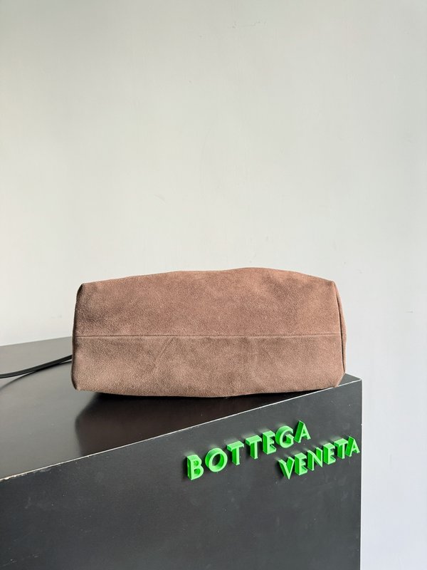 보테가 베네타 피나코테카 미디엄 토트백 001-251108
