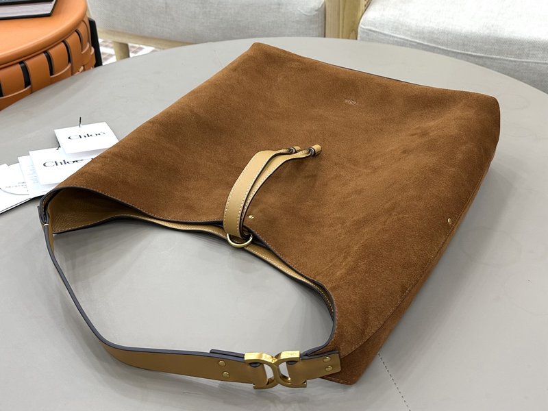 클로에 스웨이드 빈티지 호보백 001-251183