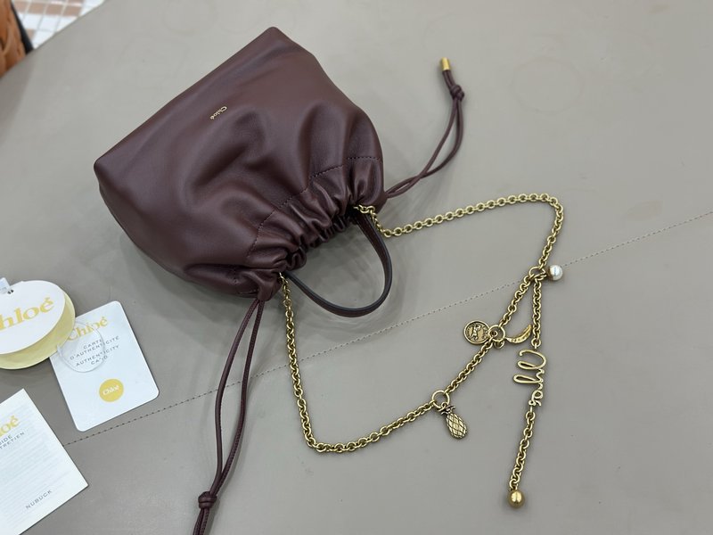 끌로에 체인 포켓백 001-251230