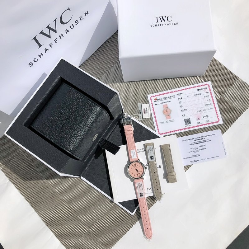IWC 포르투기제 핑크 다이얼 여성용 시계 001-251261