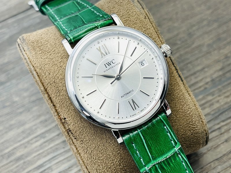 IWC 포르투기제 시리즈 여성용 시계 001-251284