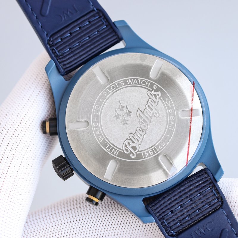 IWC 파일럿 세라믹 크로노그래프 시계 001-251287