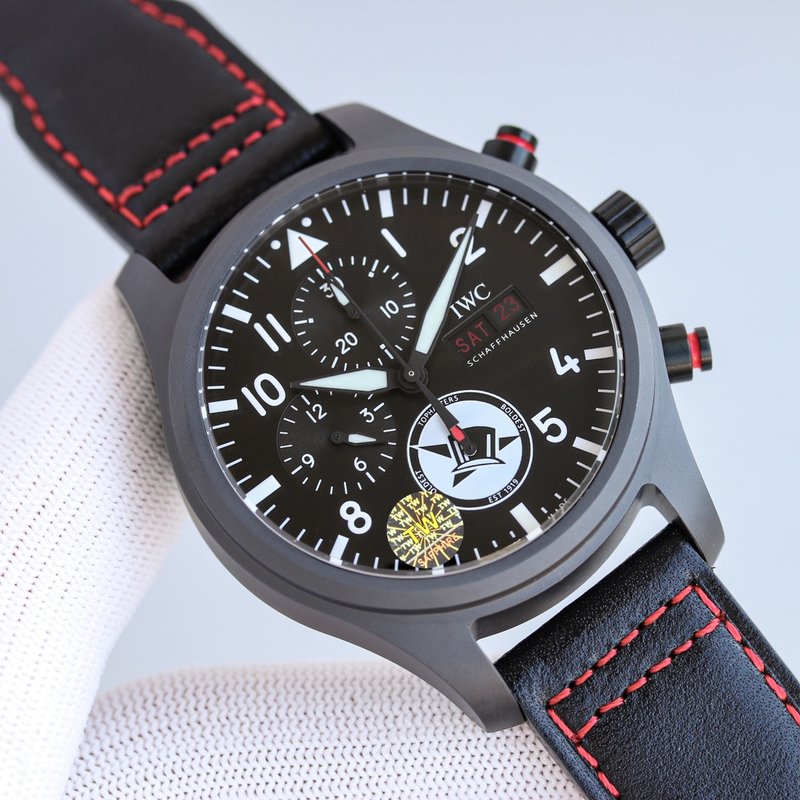 IWC 파일럿 세라믹 크로노그래프 시계 001-251287
