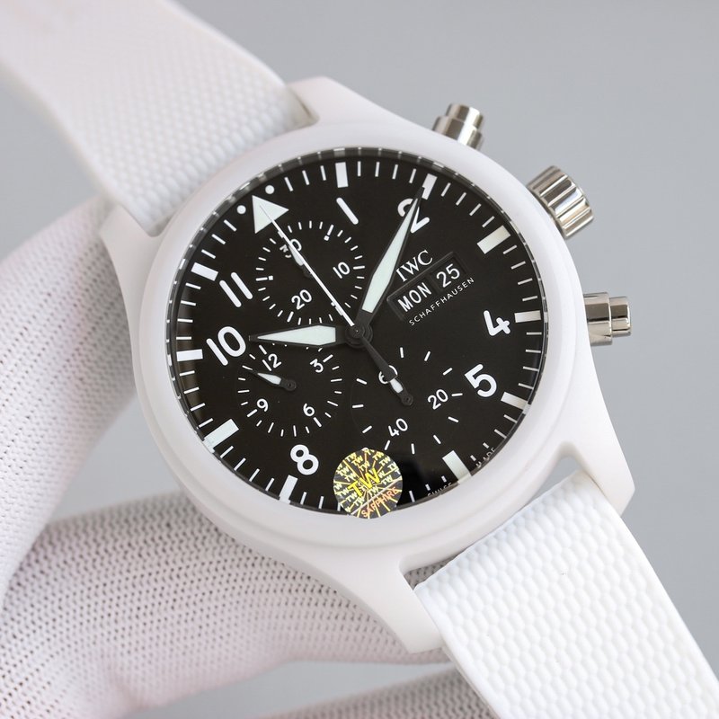 IWC 파일럿 세라믹 크로노그래프 시계 001-251294