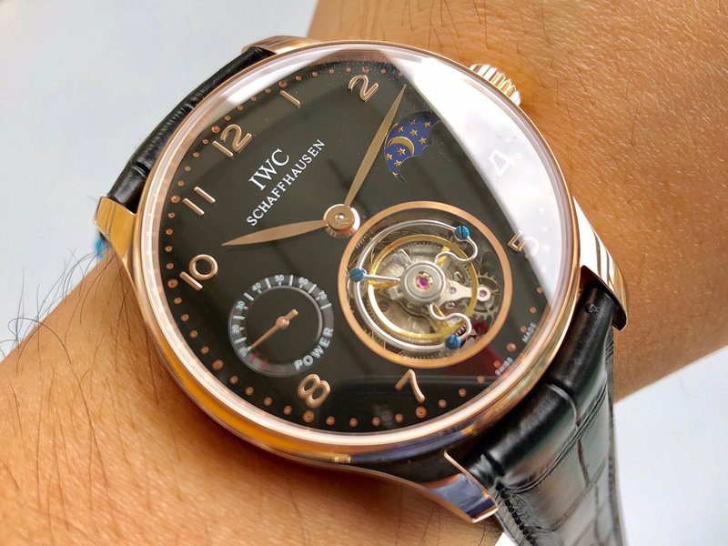IWC 포르투기제 투르비옹 일월성신 오토매틱 시계 001-251312