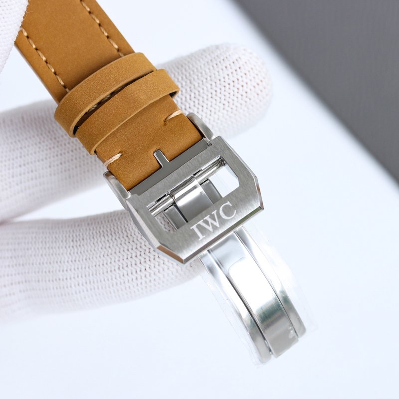 IWC 빅 파일럿 빈티지 브론즈 시계 001-251325