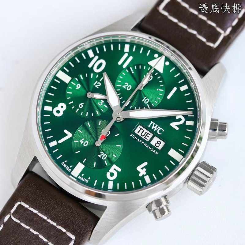 IWC 파일럿 시리즈 페트로맥스 그린 다이얼 시계 001-251326