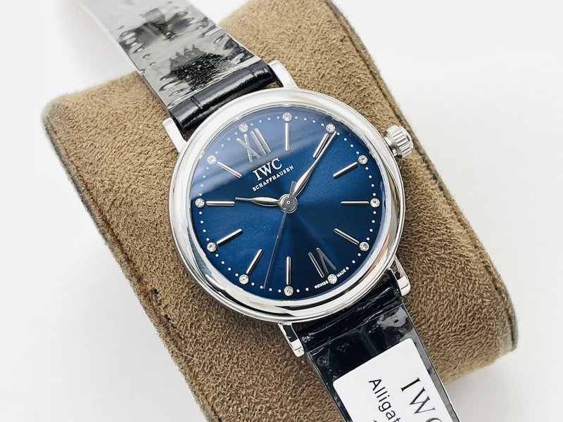 IWC 포르투기제 오토매틱 여성용 시계 001-251332