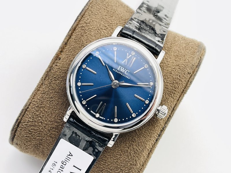 IWC 포르투기제 오토매틱 여성용 시계 001-251332
