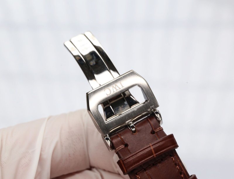 IWC 파일럿 워치 리틀 프린스 투어빌롱 001-251336