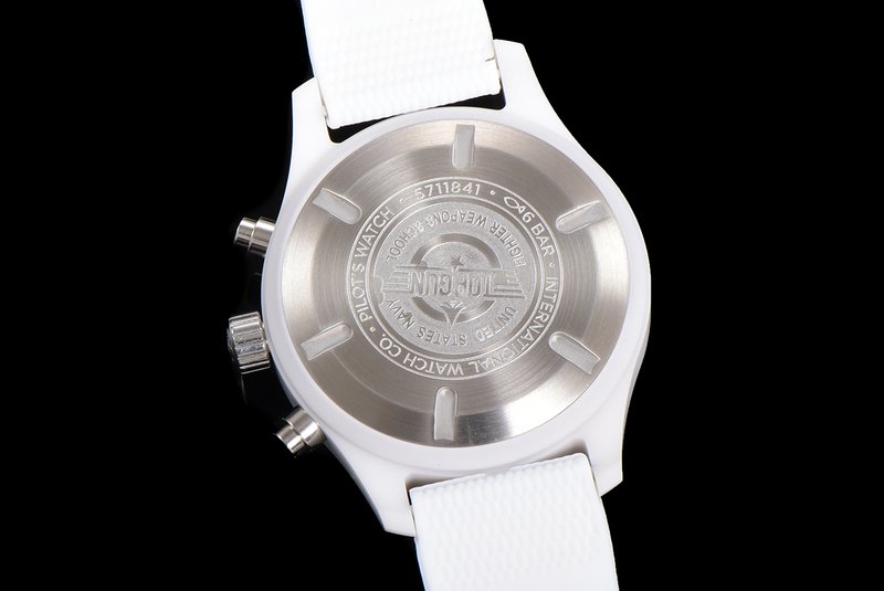 IWC 파일럿 세라믹 크로노그래프 시계 001-251359