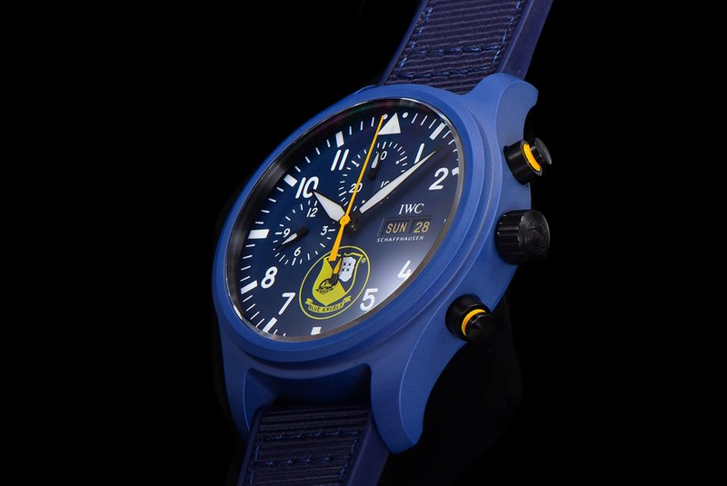 IWC 파일럿 세라믹 크로노그래프 시계 001-251360