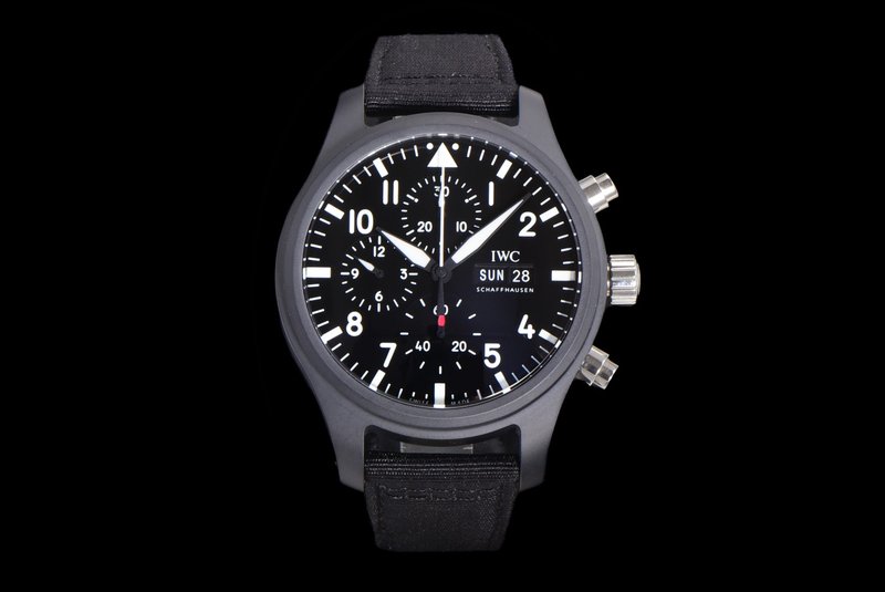 IWC 파일럿 세라믹 크로노그래프 시계 001-251369