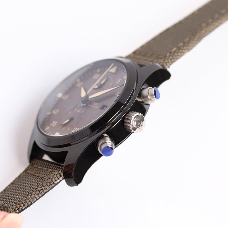 IWC 파일럿 시리즈 오매틱 크로노그래프 시계 001-251380
