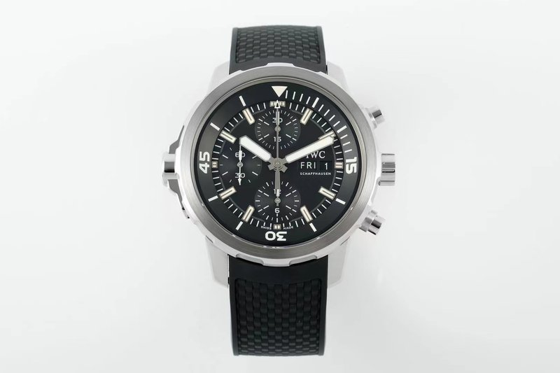 IWC 아쿠아타이머 쿠스토 스페셜 에디션 시계 001-251385