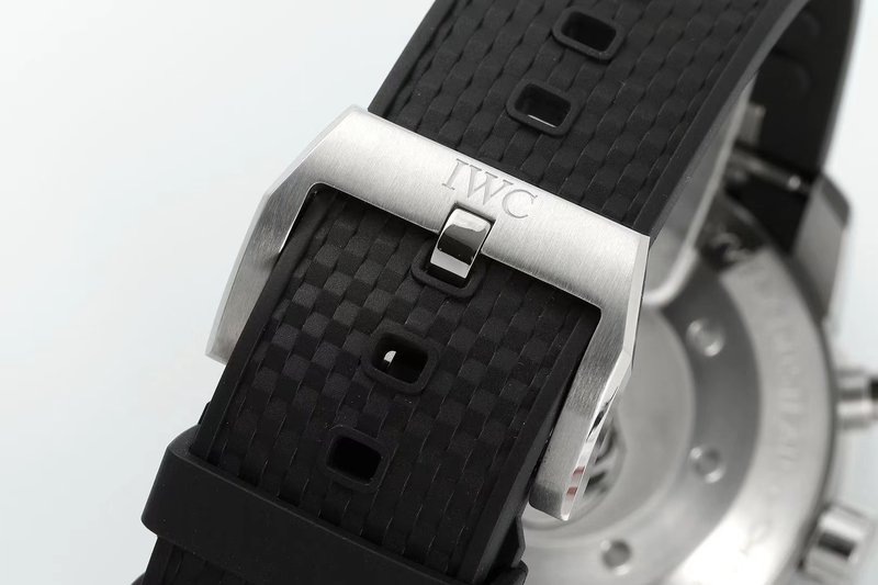 IWC 아쿠아타이머 쿠스토 스페셜 에디션 시계 001-251386