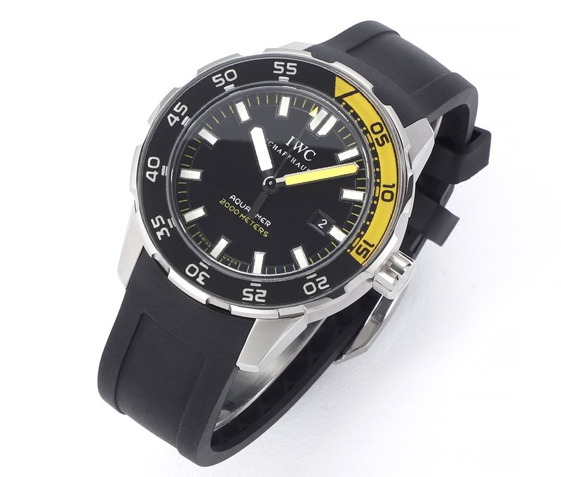 IWC 오션 시리즈 스틸 야광 다이빙 시계 001-251394