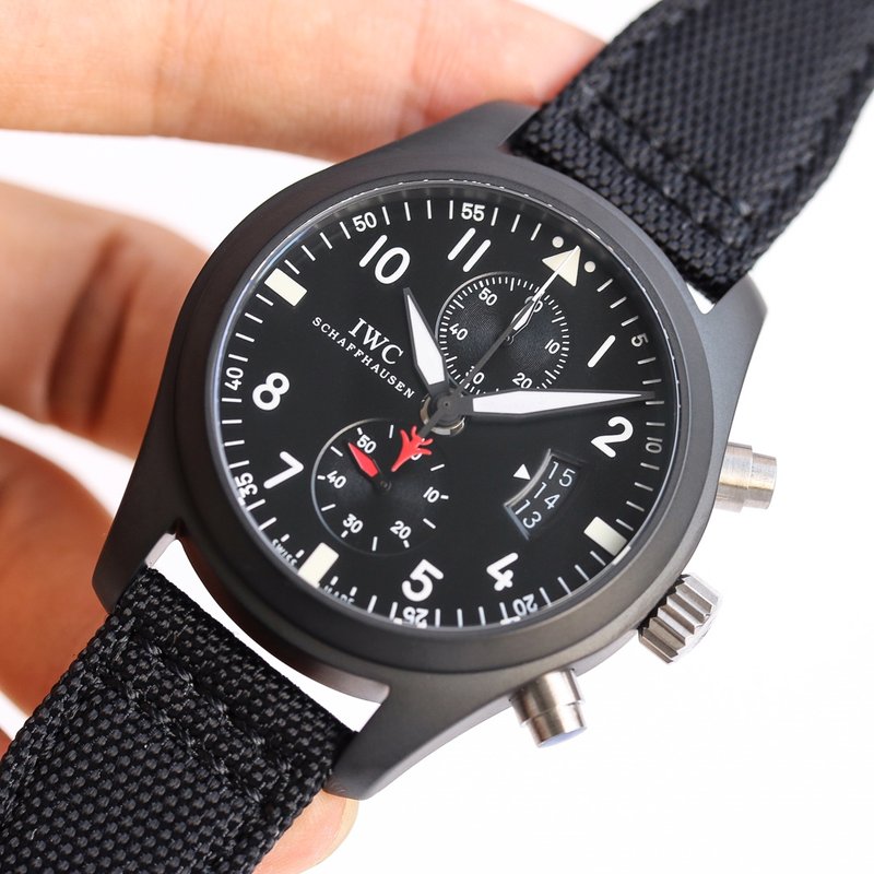 IWC 파일럿 시리즈 오토매틱 크로노그래프 남성용 시계 001-251398