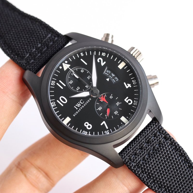 IWC 파일럿 시리즈 오토매틱 크로노그래프 남성용 시계 001-251398
