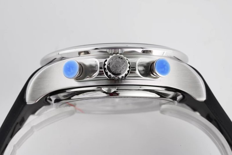IWC 포르투기제 오토매틱 크로노그래프 남성 시계 001-251402