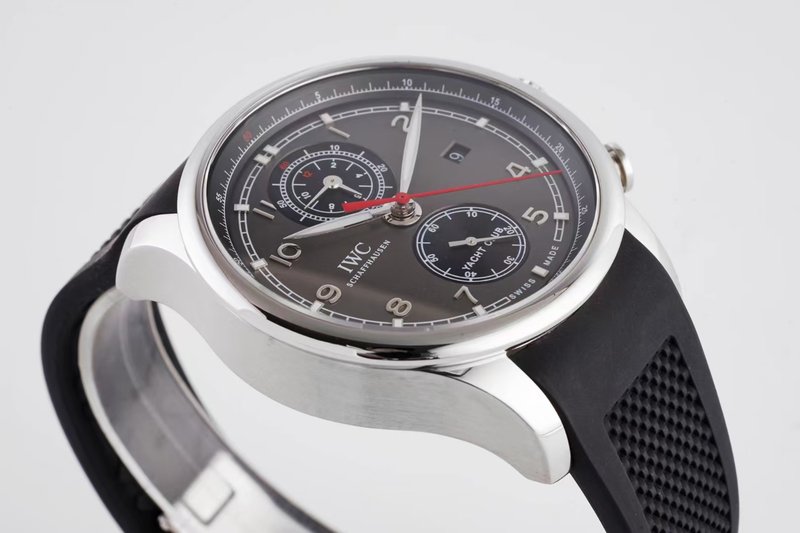 IWC 포르투기제 오토매틱 크로노그래프 남성 시계 001-251402
