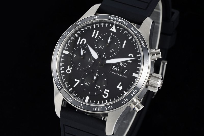 IWC 파일럿 고성능 크로노그래프 시계 001-251467