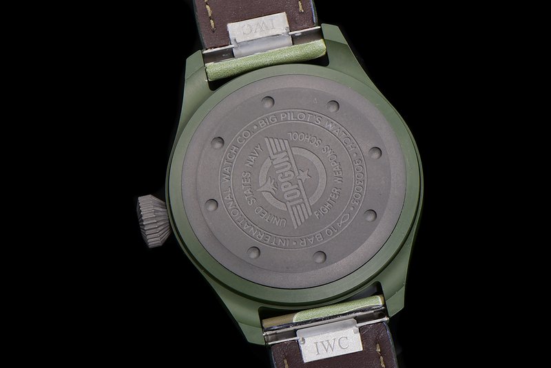IWC 포레스트 그린 세라믹 티타늄 오토매틱 시계 001-251475