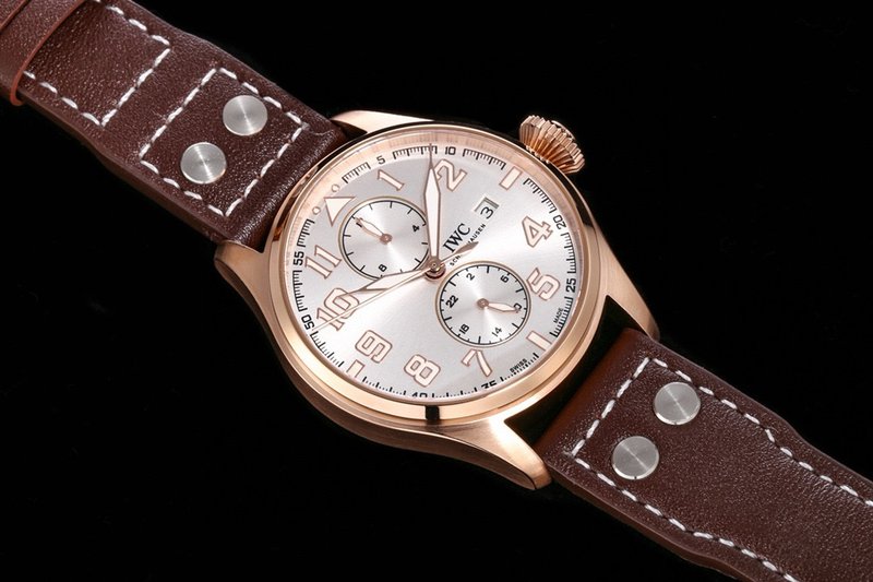 IWC 파일럿 시리즈 오토매틱 무브먼트 시계 001-251487