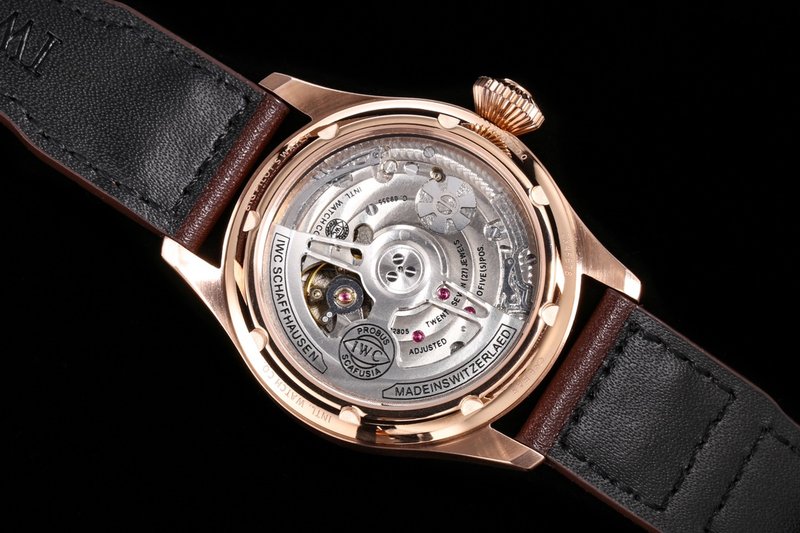 IWC 파일럿 시리즈 오픈백 문페이즈 기계식 시계 001-251497