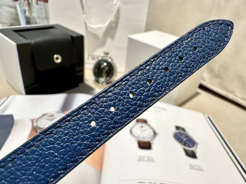 IWC 포르투기저 데이앤나이트 오토매틱 시계 001-251516