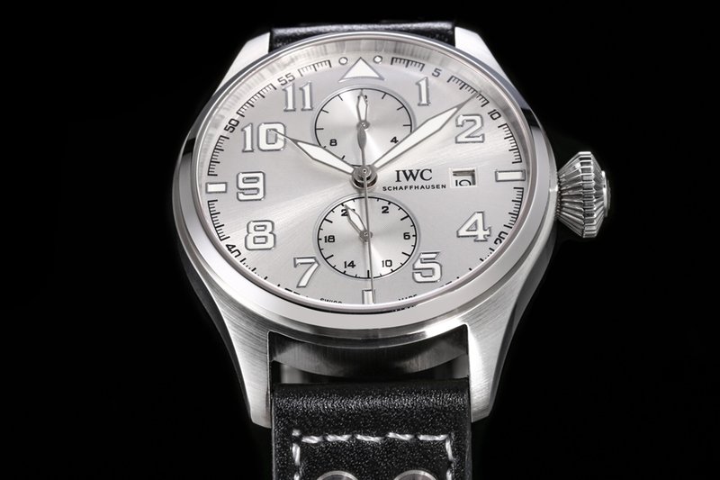 IWC 파일럿 시리즈 오픈백 문페이즈 오토매틱 시계 001-251520