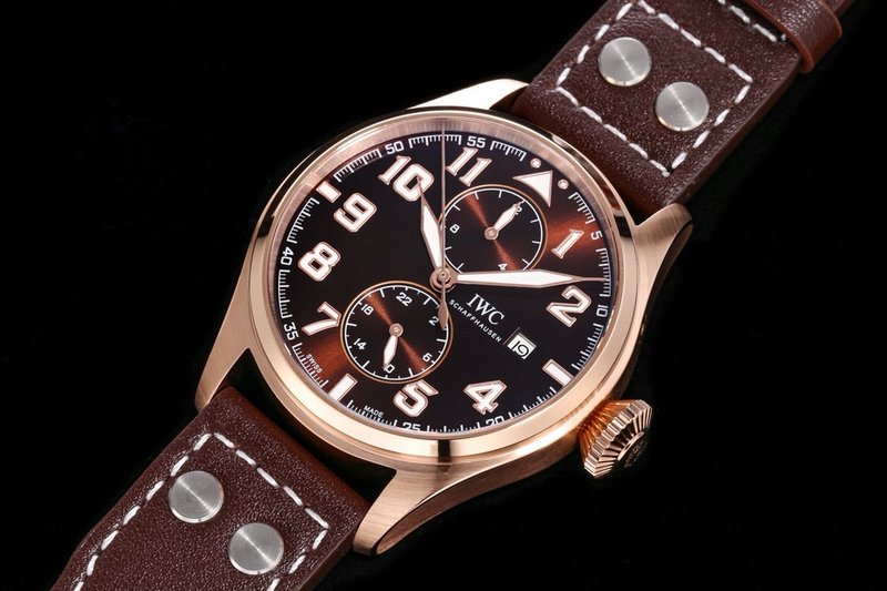IWC 파일럿 시리즈 오픈백 문페이즈 오토매틱 시계 001-251524