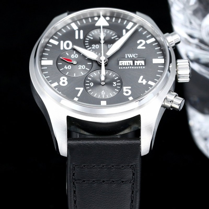 IWC 파일럿 시리즈 오토매틱 남성 시계 001-251536