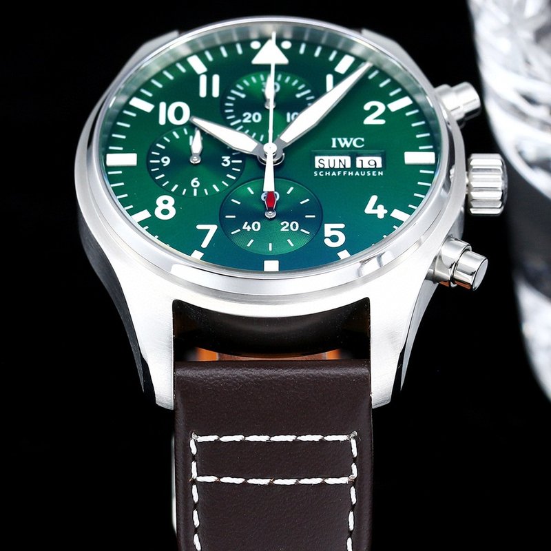 IWC 파일럿 시리즈 그린 다이얼 토매틱 시계 001-251546