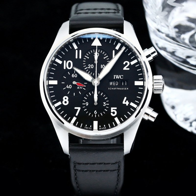IWC 파일럿 시리즈 남성 오토매틱 시계 001-251547